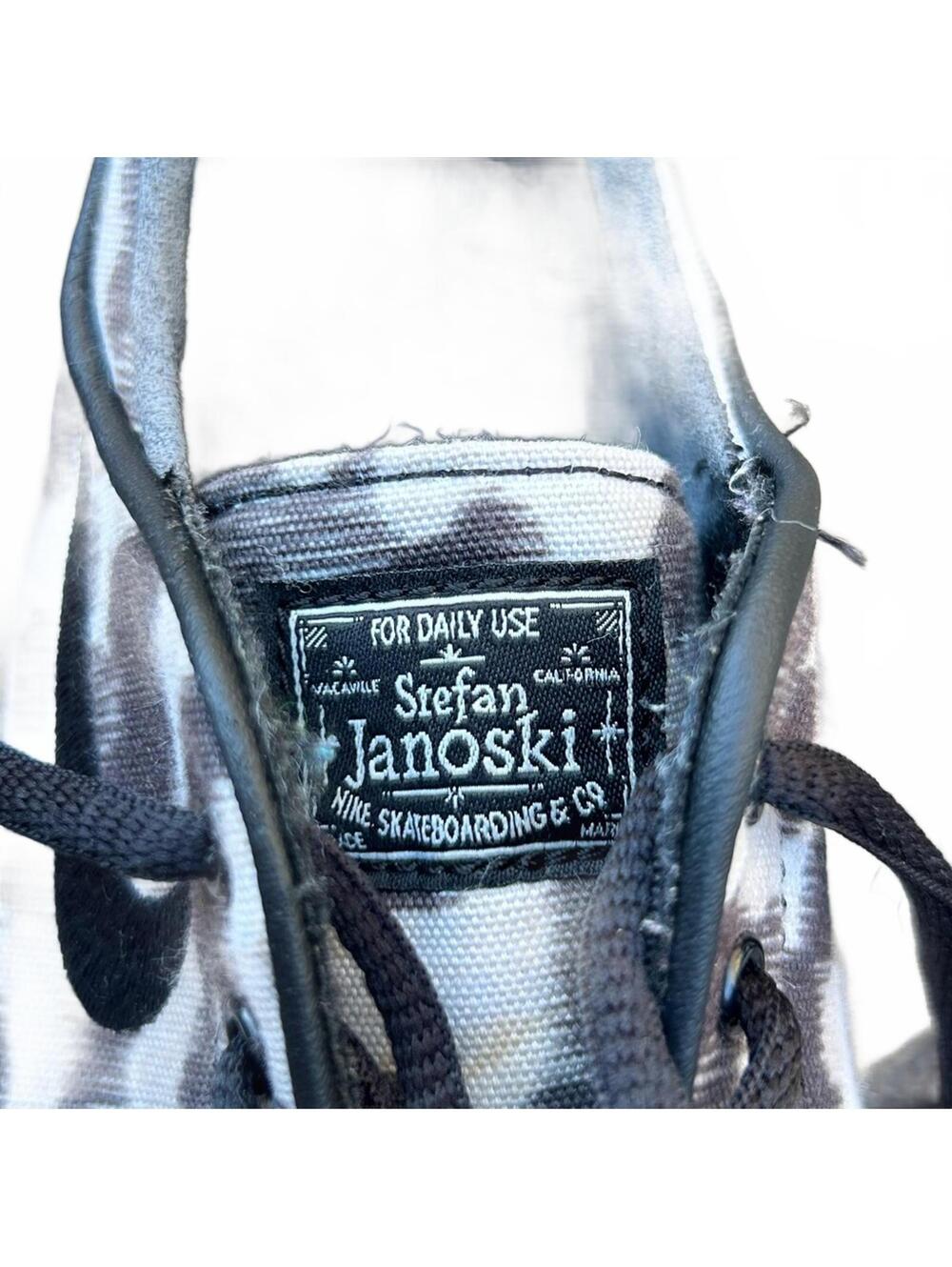 Nike Zoom SB Stefan Janoski Lace Up Canvas Sneakers | Kids Size 2Y - Picture 7 of 9